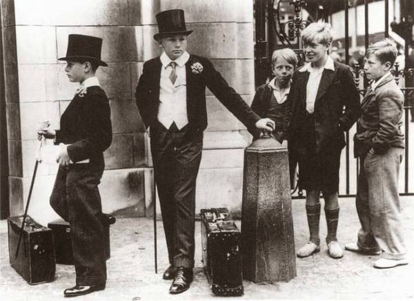 20-posh-kids-war.jpg